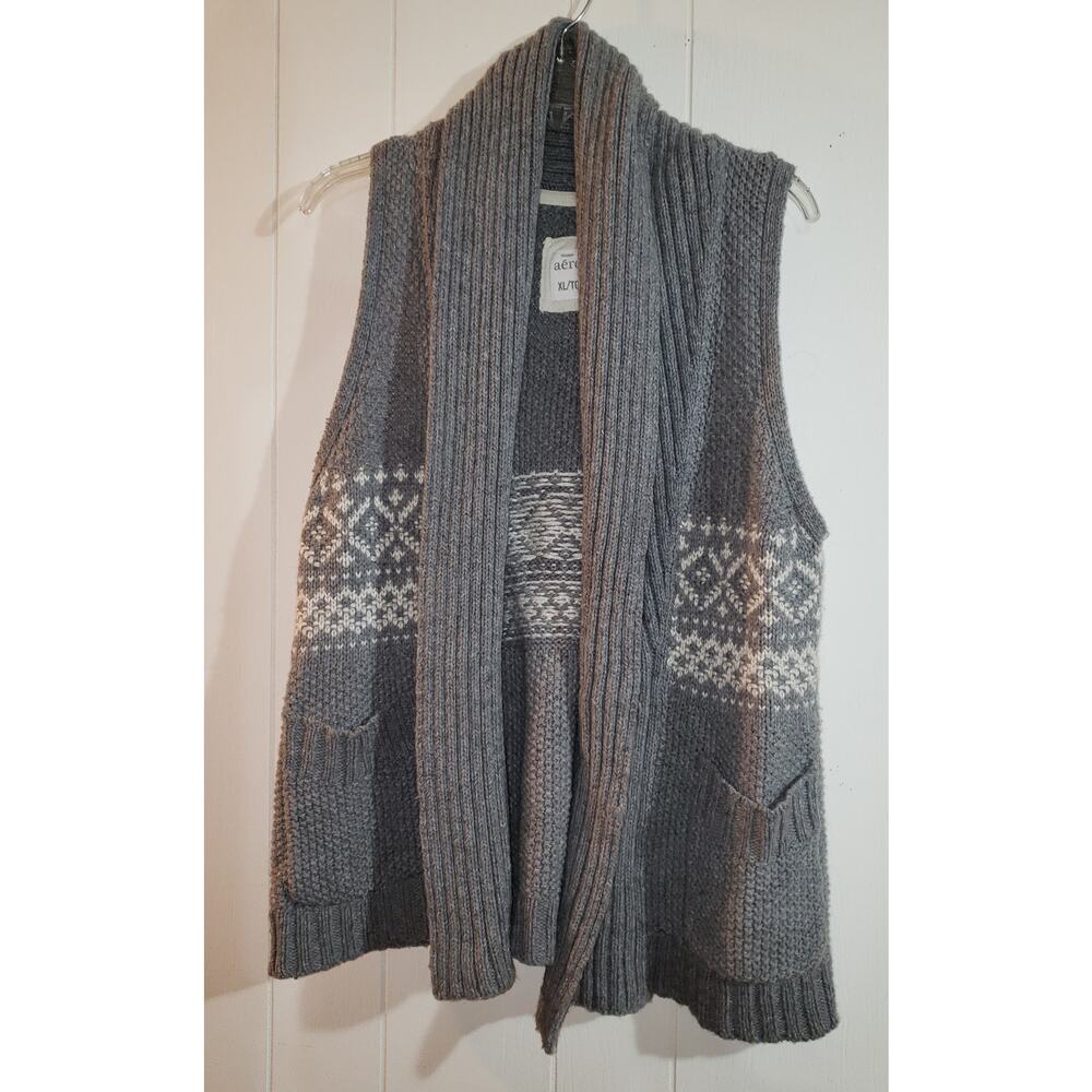 Aeropostale size XL gray vest